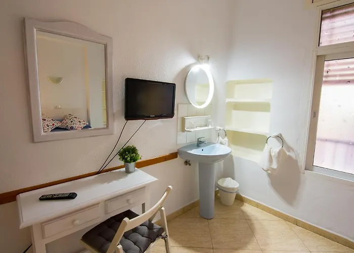 ゲストハウス Guillot *